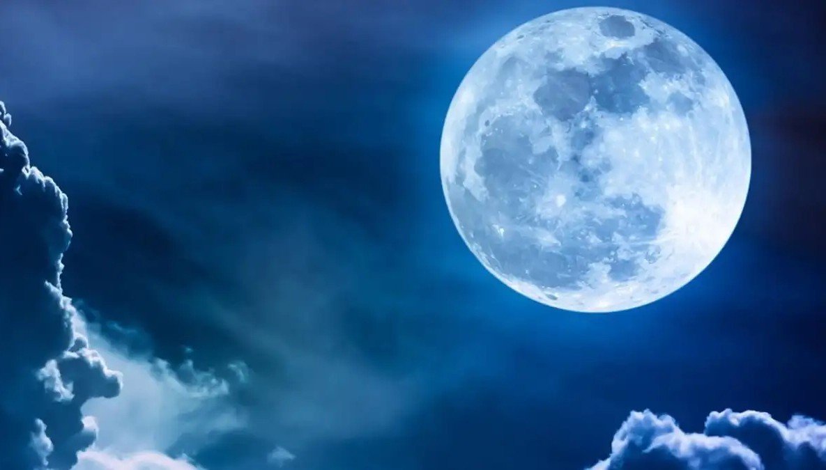 What Time Is The Full Moon Rise Tonight