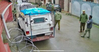 Placed under house arrest, not allowed to offer Friday prayers: Mirwaiz Umar Farooq