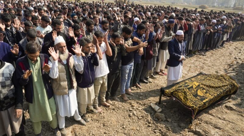 Thousands pay last respects to Doctor Shahnawaz killed in Ganderbal attack