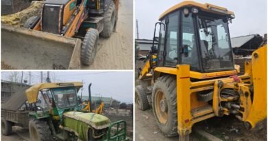Illegal Mining; Two JCBs, Tractor seized in Pulwama, FIR Registered