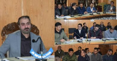 DC Pulwama reviews digitisation of Jamabandies & other revenue matters