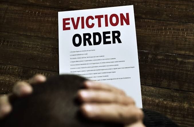 Estates Department issues show-causes notices of eviction to 42 politicians
