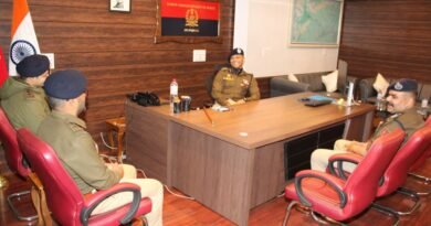 Amod Nagpure assumes charge as SSP Anantnag