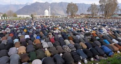 About 80,000 people offered Juma’atul Vida prayers at Hazratbal Shrine in Srinagar